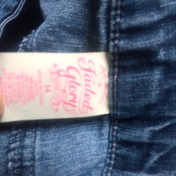 Peanuts (Snoopy) Peace & Love outfit - Picture 4 of 5